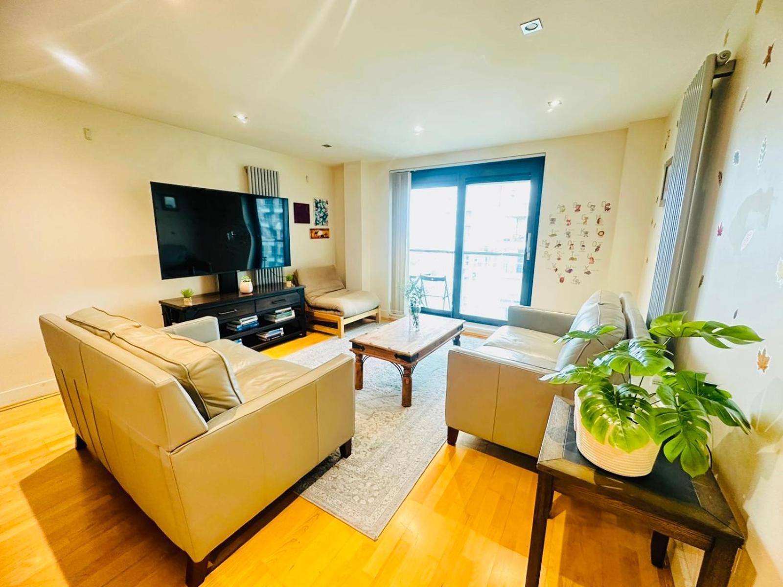 Modern 2Bed 2Bath Apartment Canary Wharf - Upto 5 Person London Luaran gambar