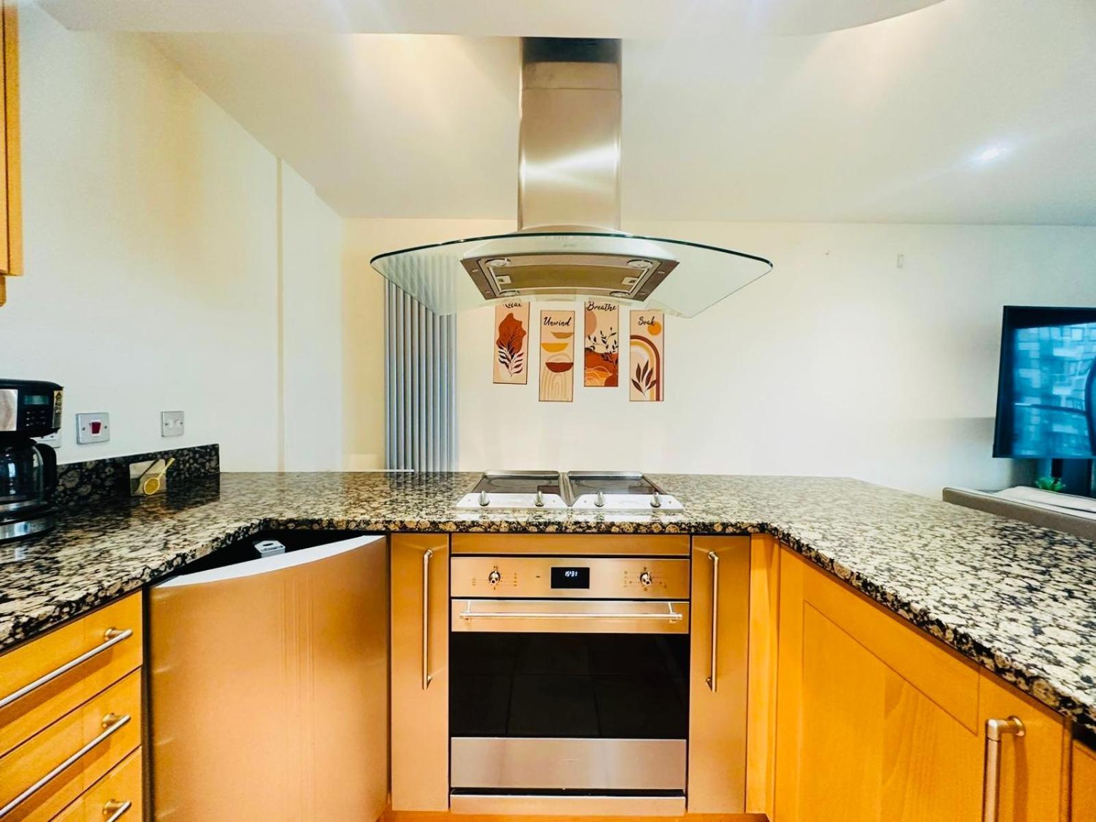 Modern 2Bed 2Bath Apartment Canary Wharf - Upto 5 Person London Luaran gambar