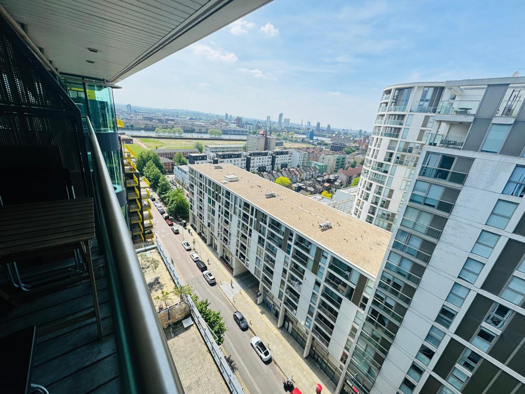 Modern 2Bed 2Bath Apartment Canary Wharf - Upto 5 Person London Luaran gambar
