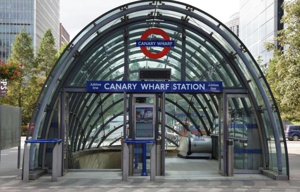 Modern 2Bed 2Bath Apartment Canary Wharf - Upto 5 Person London Luaran gambar